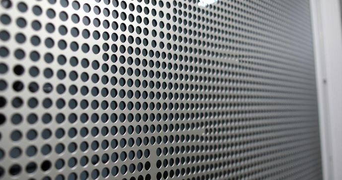 Chapa Perfurada em Alumínio: Vantagens e Aplicações que Você Precisa Conhecer